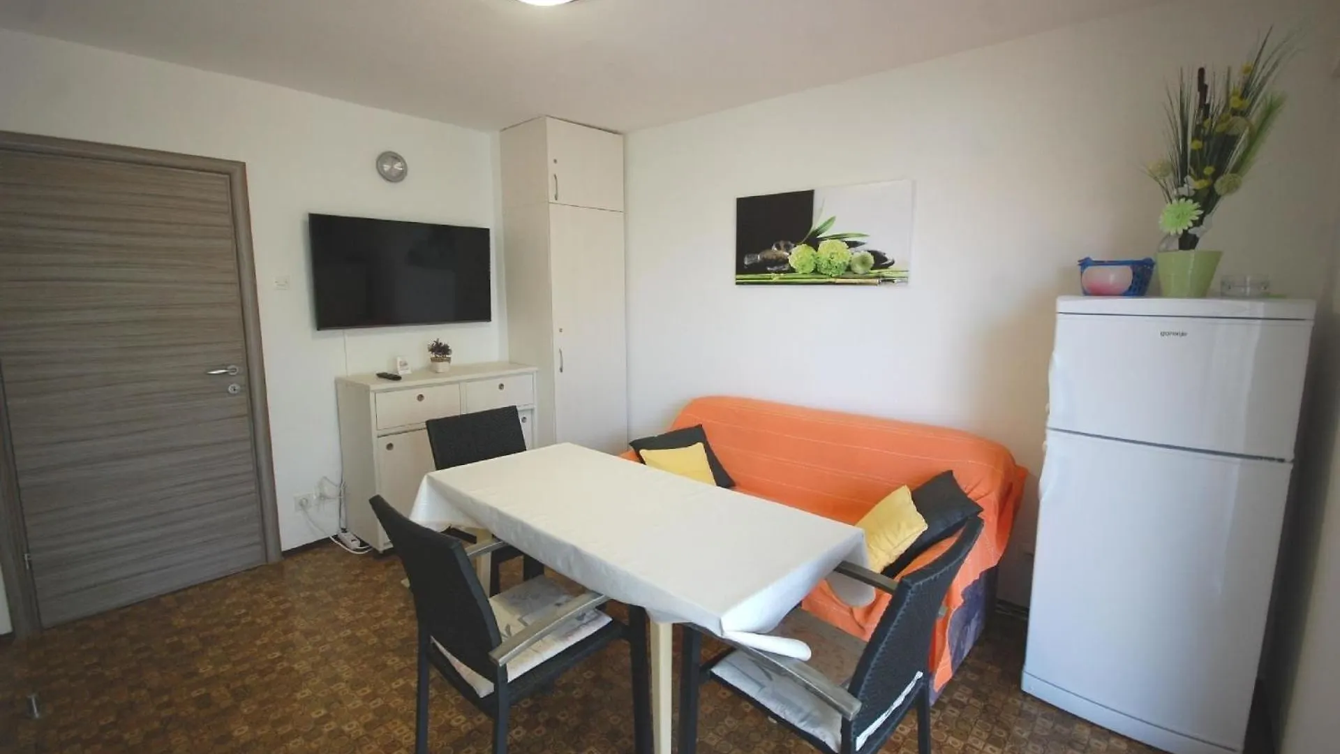 Apartment Ferienwohnung Fuer 5 Personen Ca 60 Qm In Njivice, Kvarner Bucht Krk Croatia
