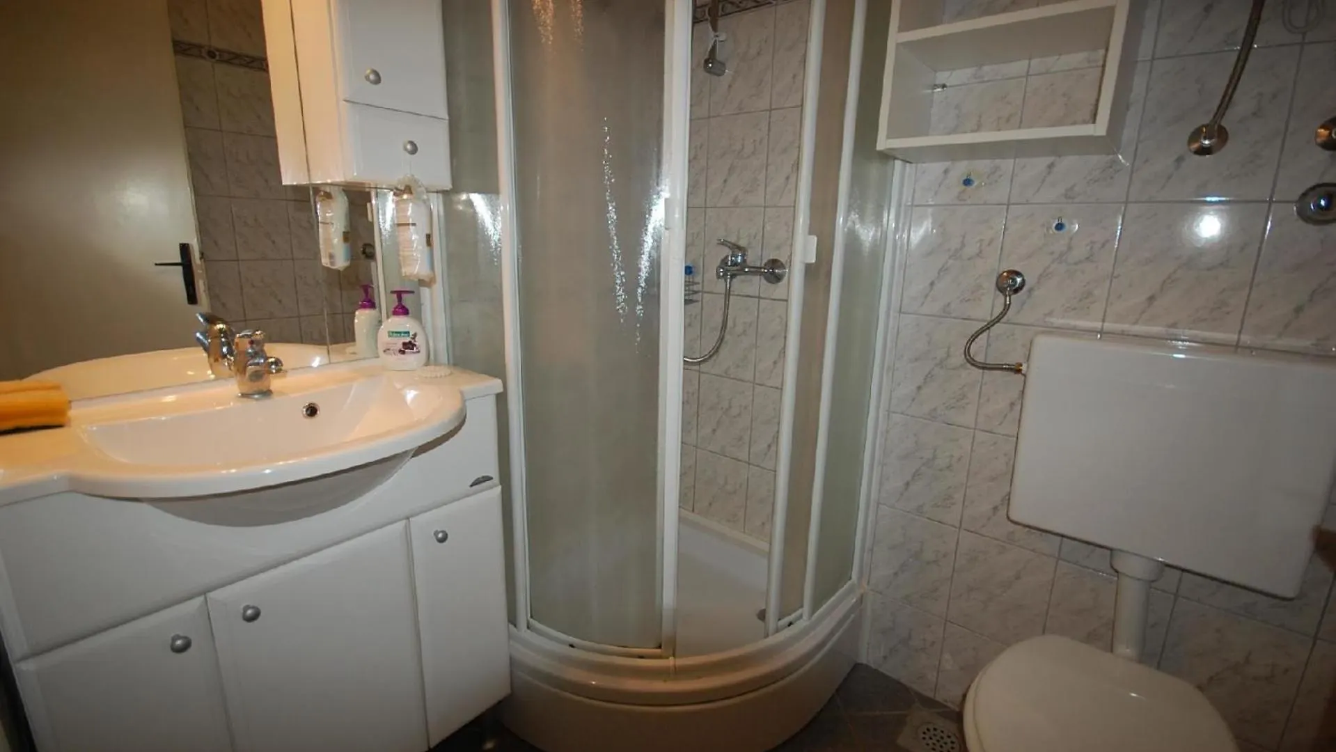 Ferienwohnung Fuer 5 Personen Ca 60 Qm In Njivice, Kvarner Bucht Krk Apartment